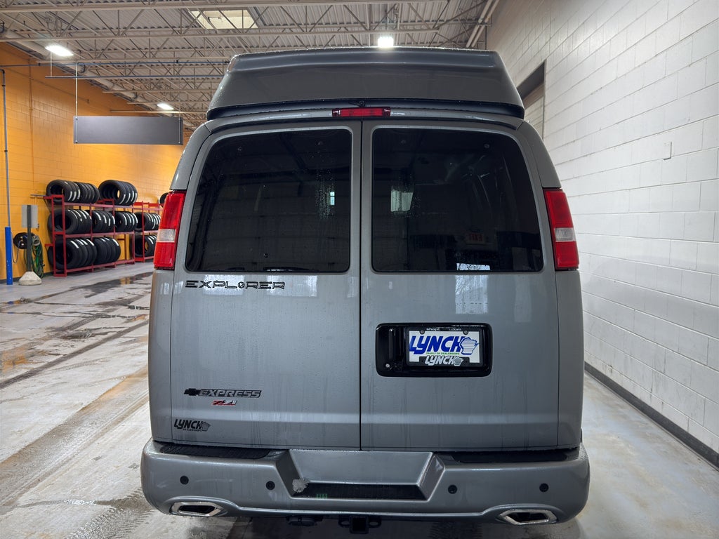 2025 Chevrolet Express Cargo 2500 WT