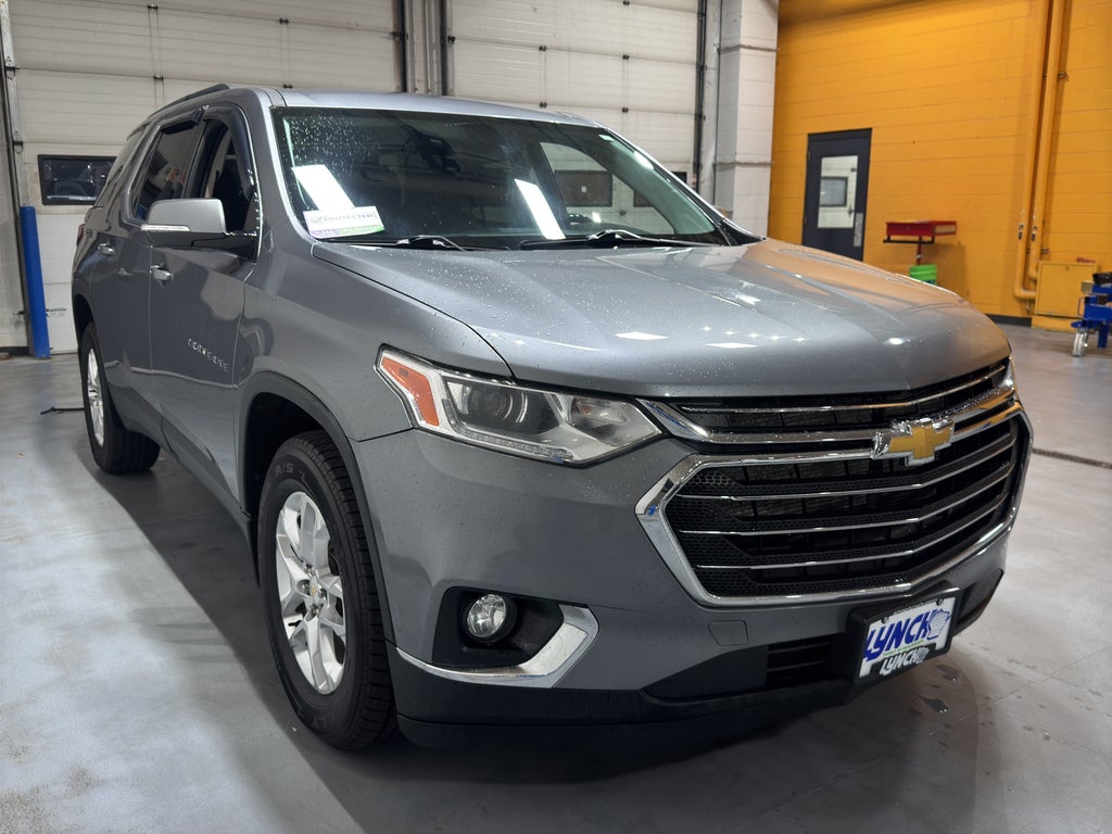 2020 Chevrolet Traverse LT Cloth