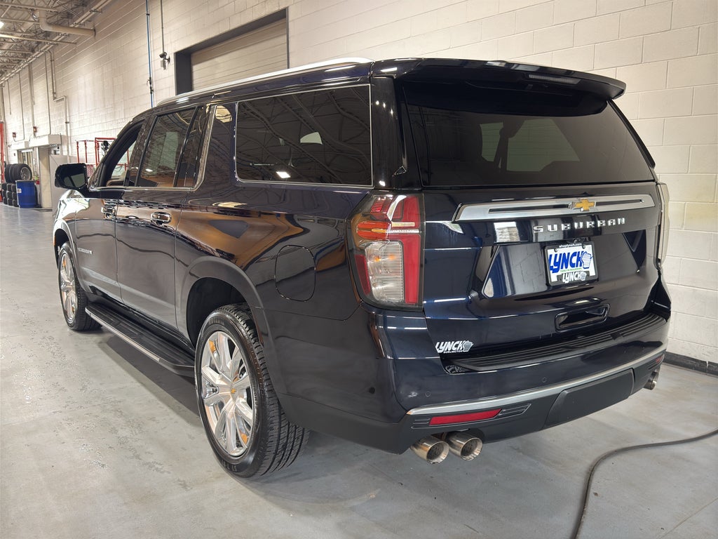 2022 Chevrolet Suburban High Country