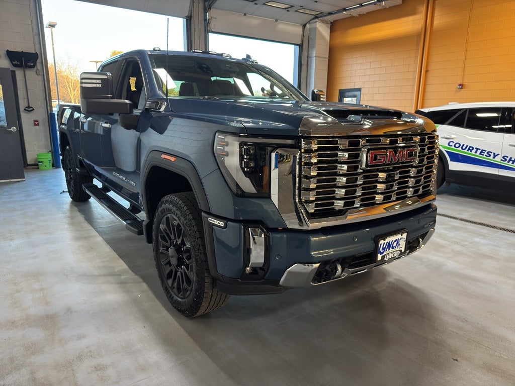 2025 GMC Sierra 2500 HD Denali