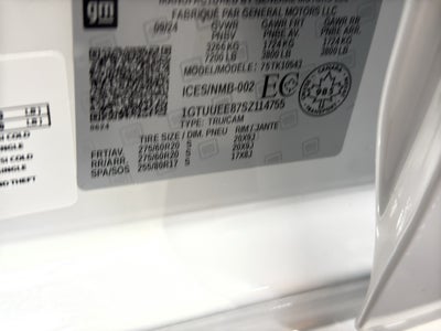 2025 GMC Sierra 1500 AT4