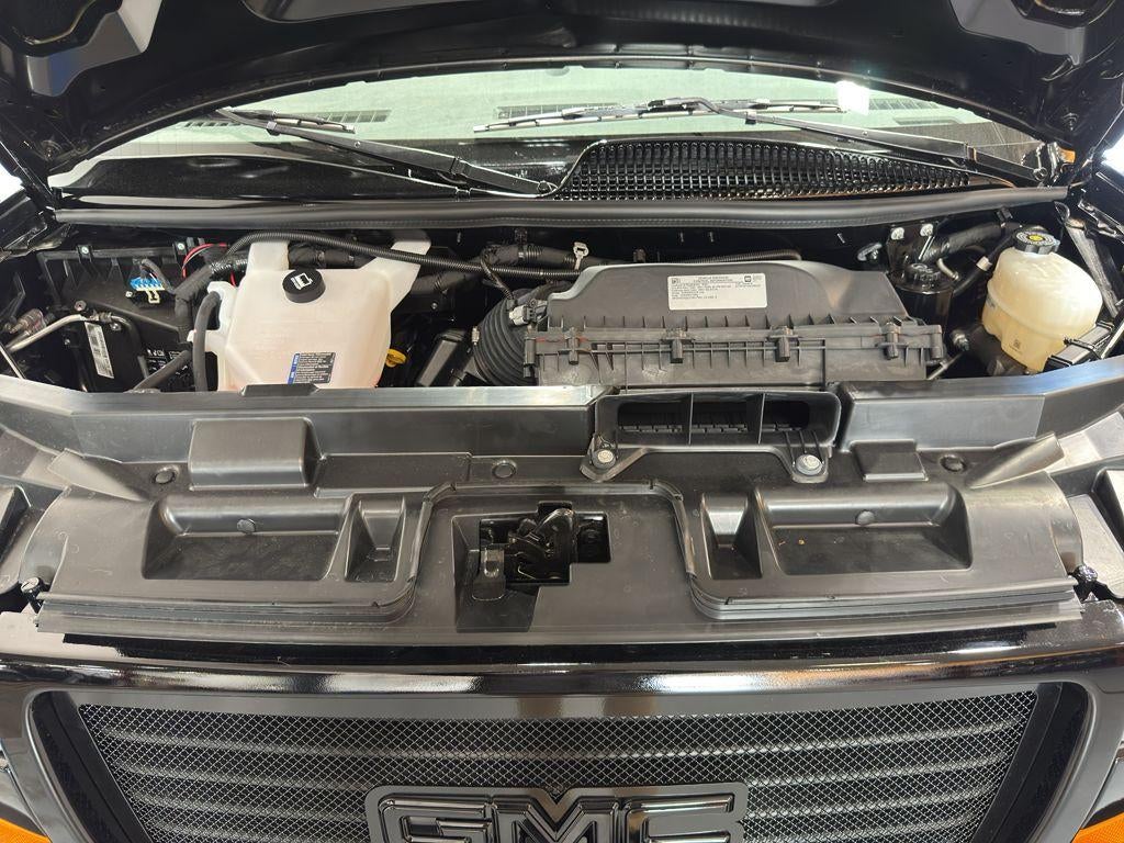 2025 GMC Savana Cargo 2500 Work Van