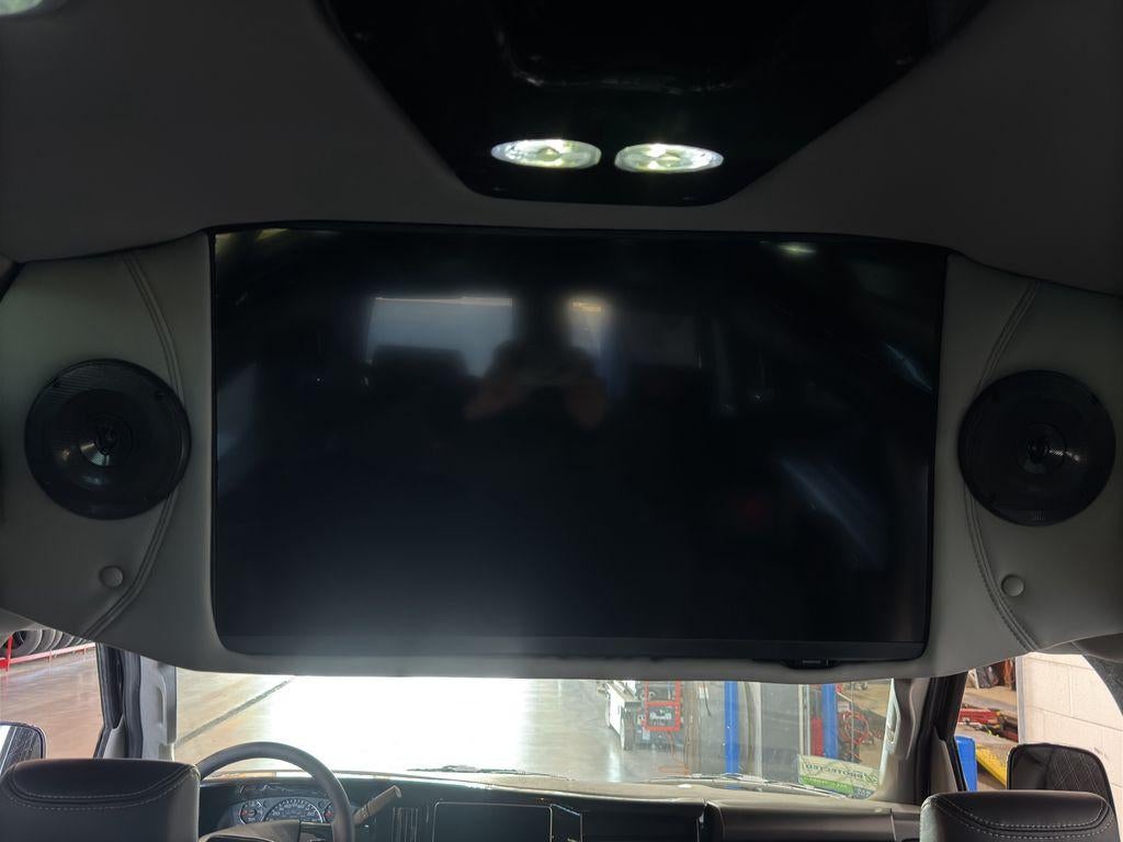 2025 GMC Savana Cargo 2500 Work Van