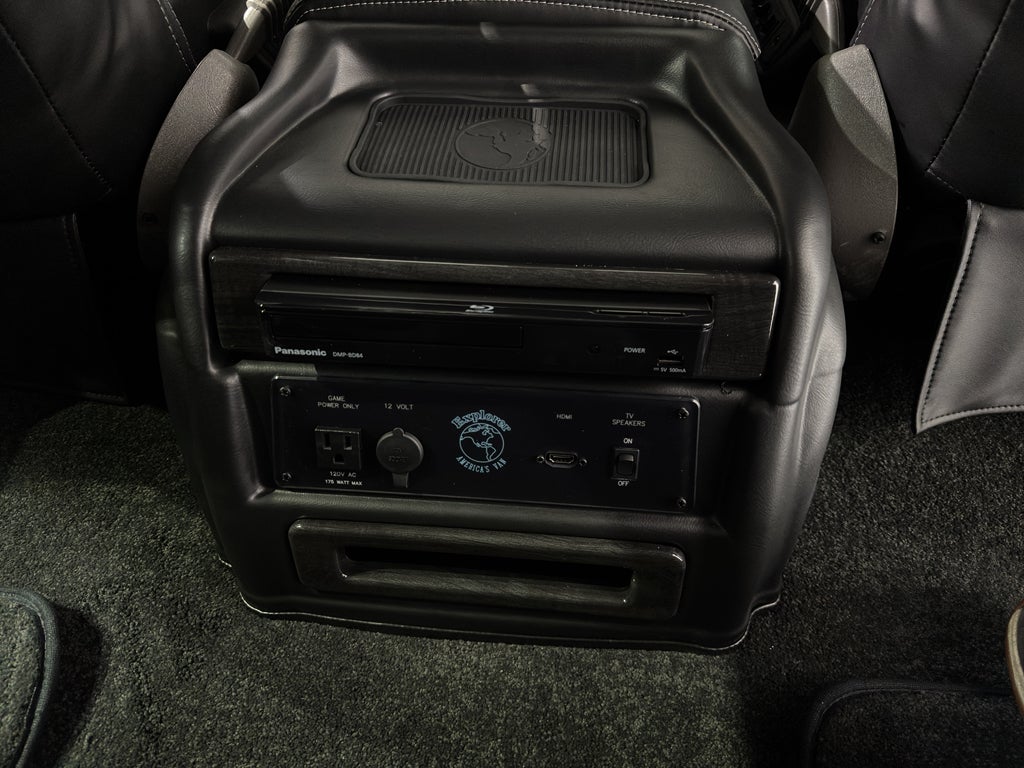 2025 GMC Savana Cargo 2500 Work Van