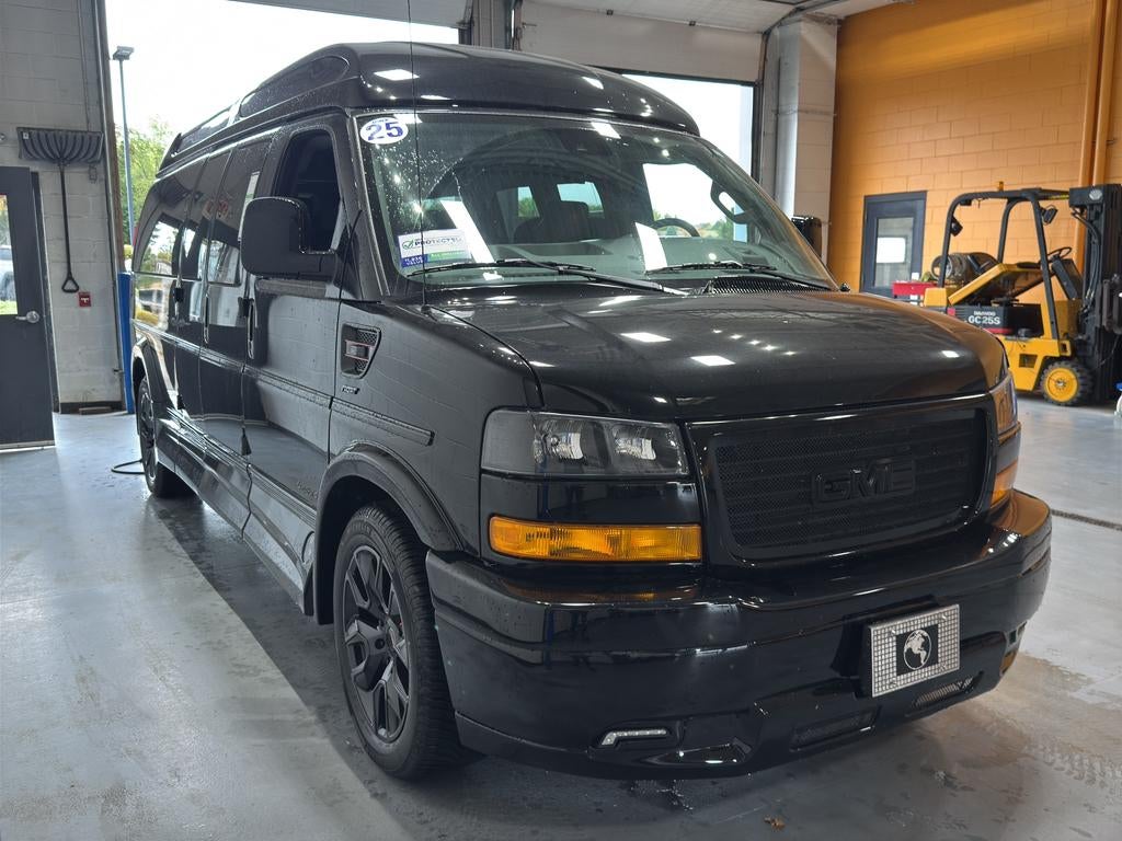 2025 GMC Savana Cargo 2500 Work Van