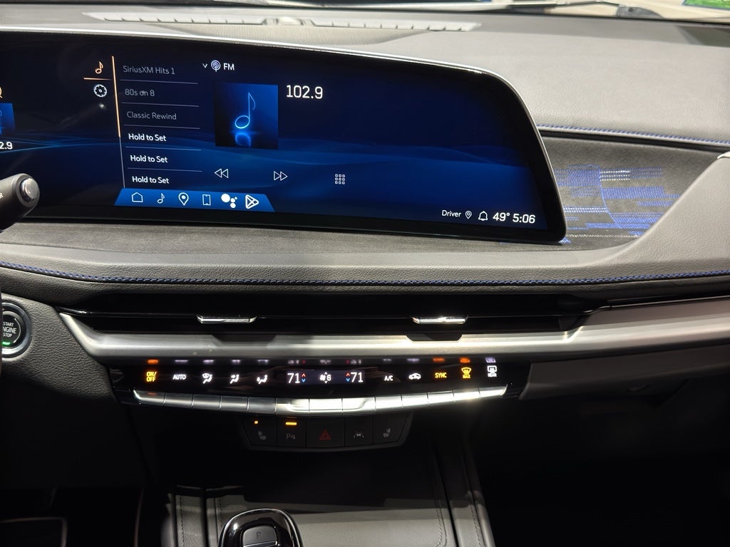 2024 Cadillac XT4 Sport