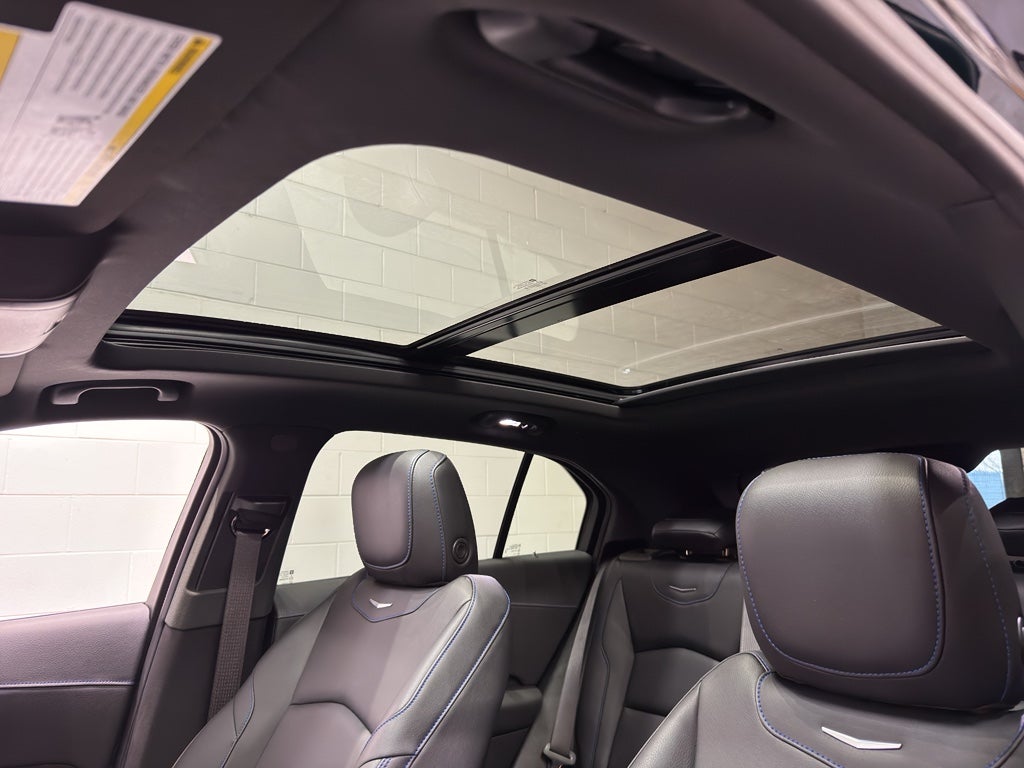 2024 Cadillac XT4 Sport