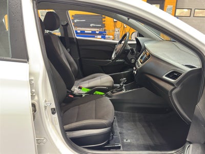 2020 Hyundai Accent SE