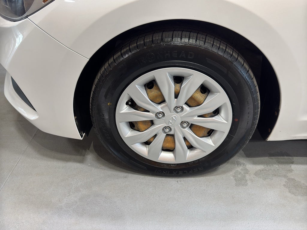 2020 Hyundai Accent SE