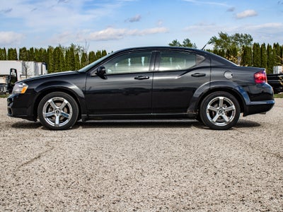 2011 Dodge Avenger Lux