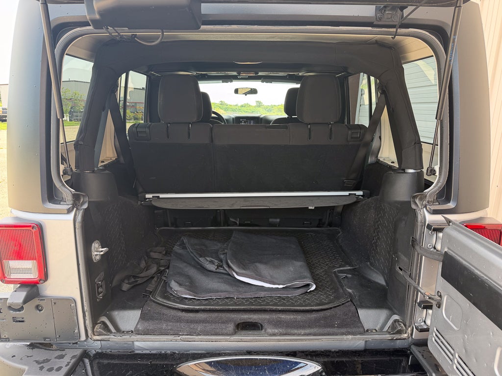 2017 Jeep Wrangler Unlimited Willy Wheeler 4x4