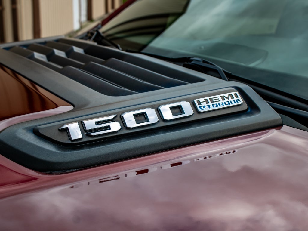 2021 RAM 1500 Laramie Crew Cab 4x4 5'7" Box