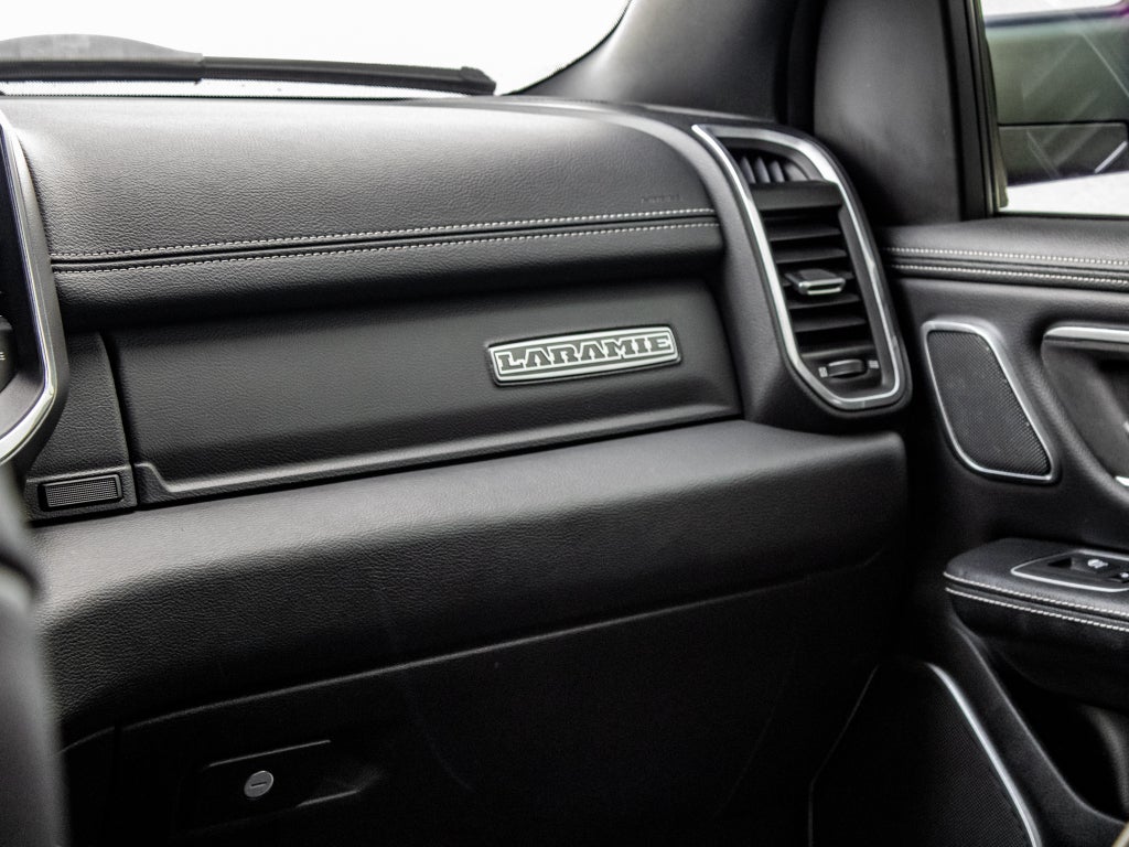 2021 RAM 1500 Laramie Crew Cab 4x4 5'7" Box