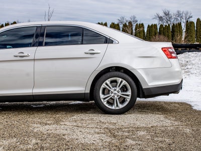 2016 Ford Taurus SEL