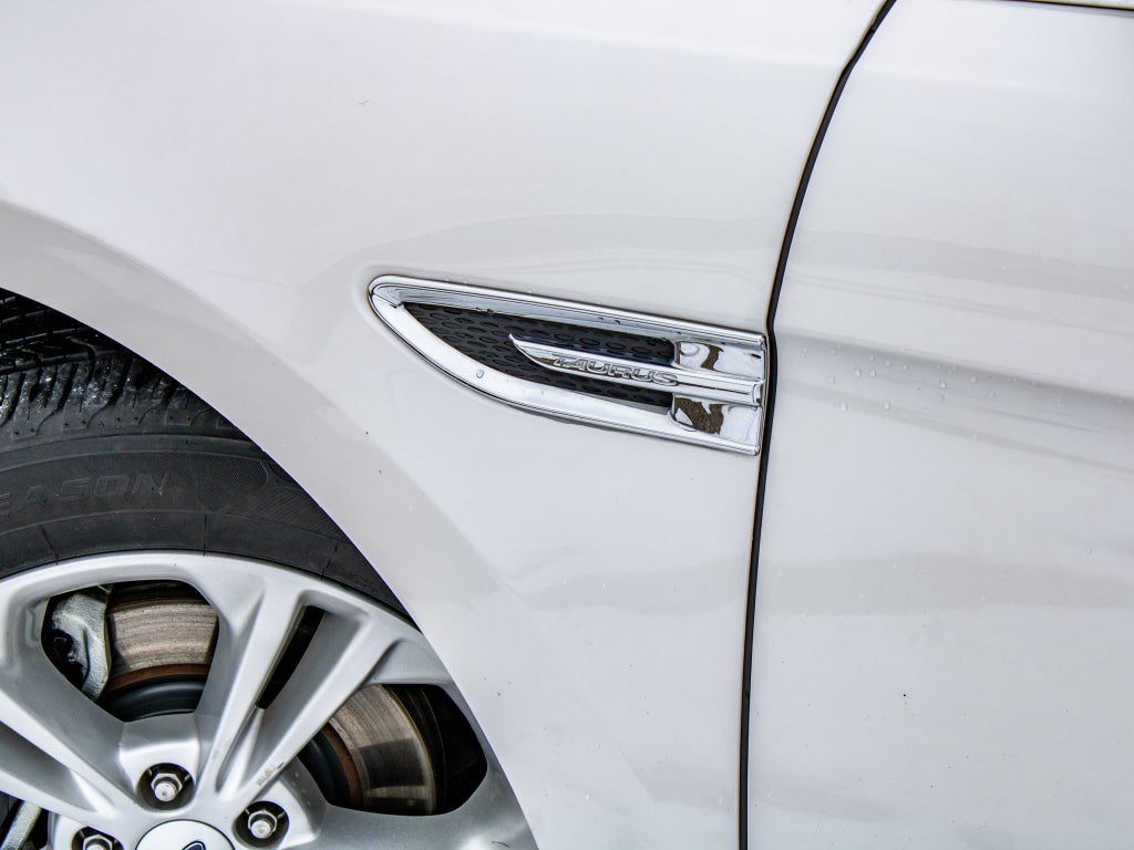 2016 Ford Taurus SEL