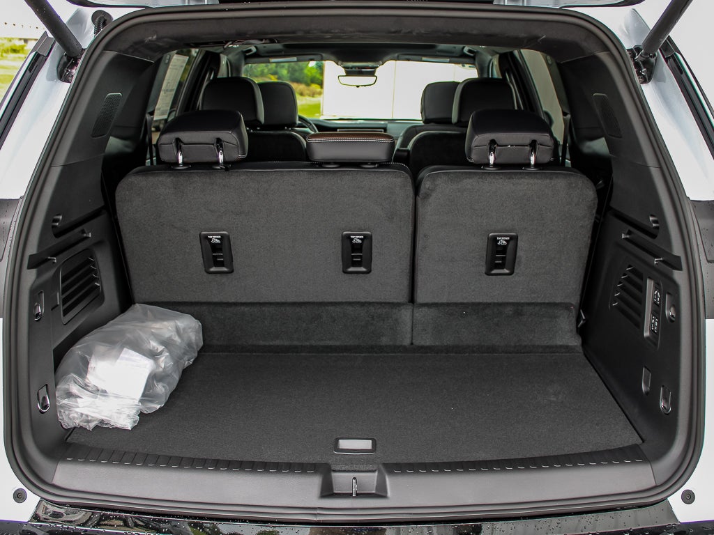 2027 GMC Acadia Denali Ultimate