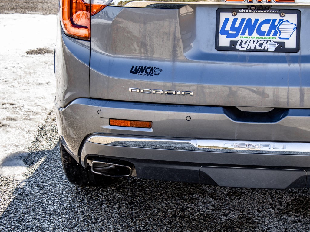 2020 GMC Acadia Denali