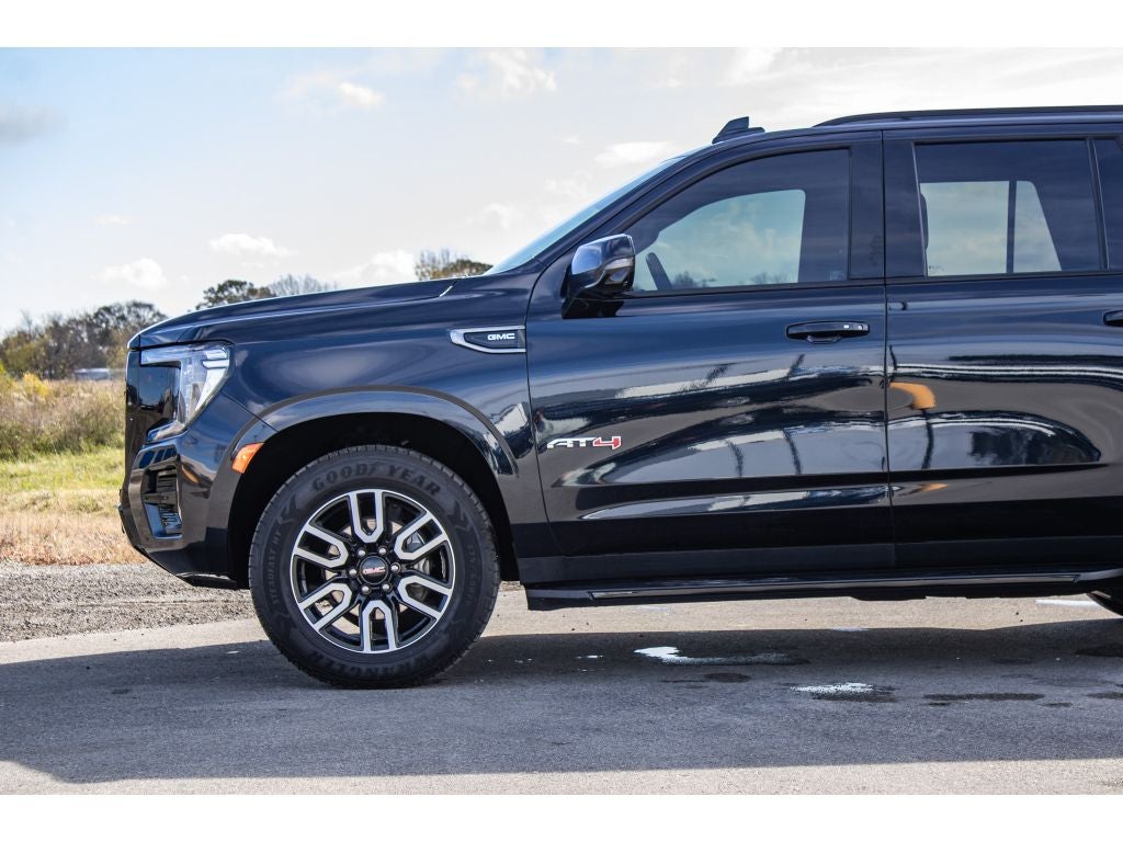 2022 GMC Yukon AT4