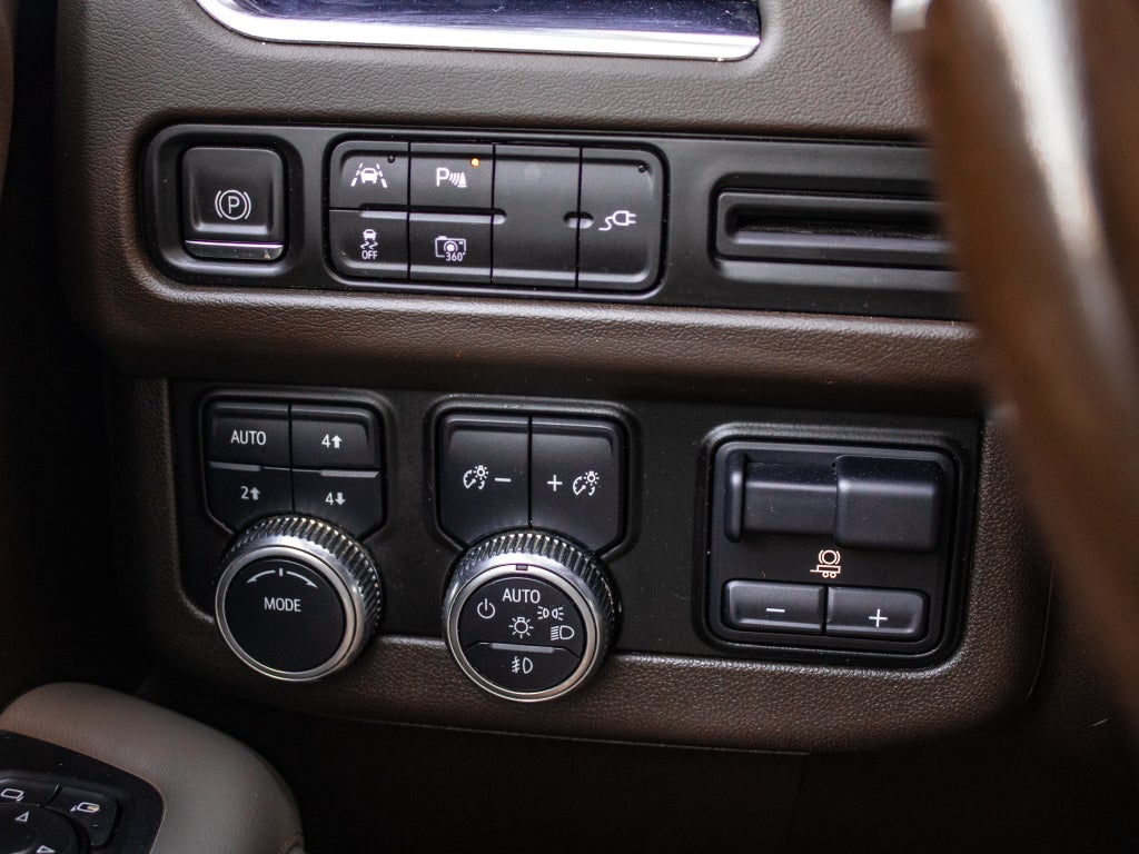 2022 GMC Yukon XL SLT