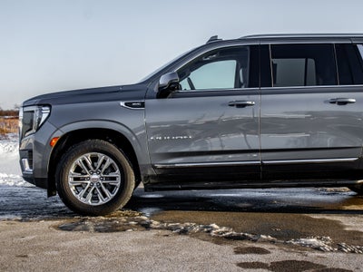 2022 GMC Yukon XL SLT