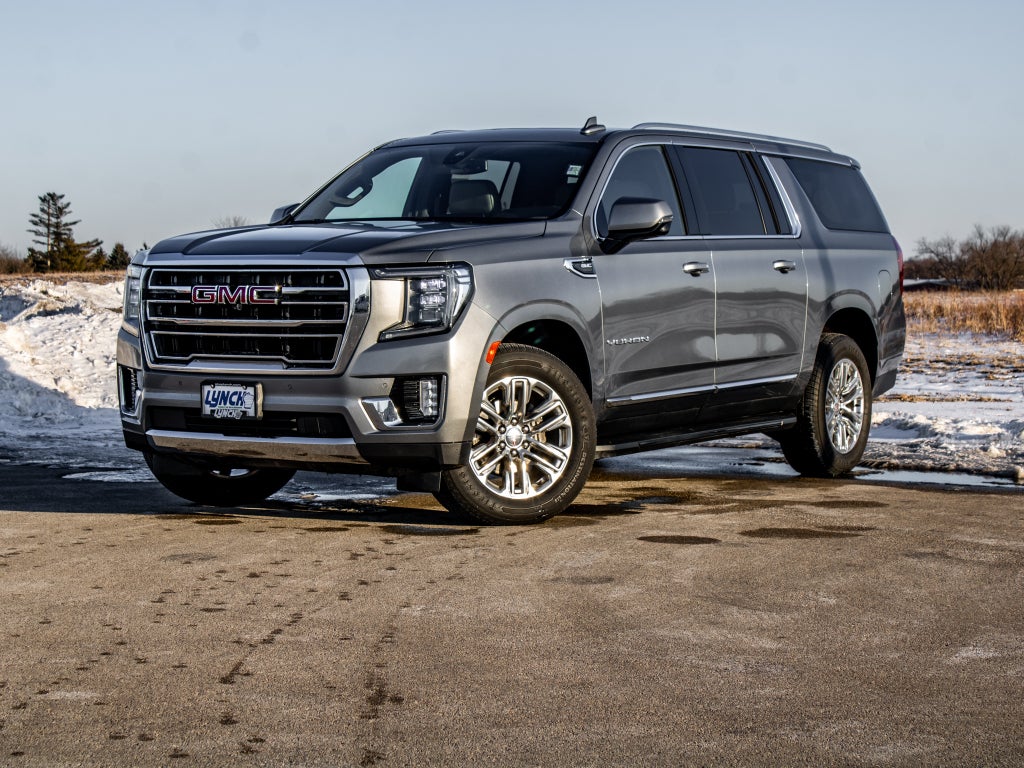 2022 GMC Yukon XL SLT