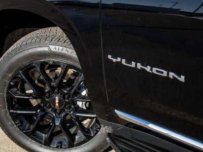 2022 GMC Yukon XL SLT