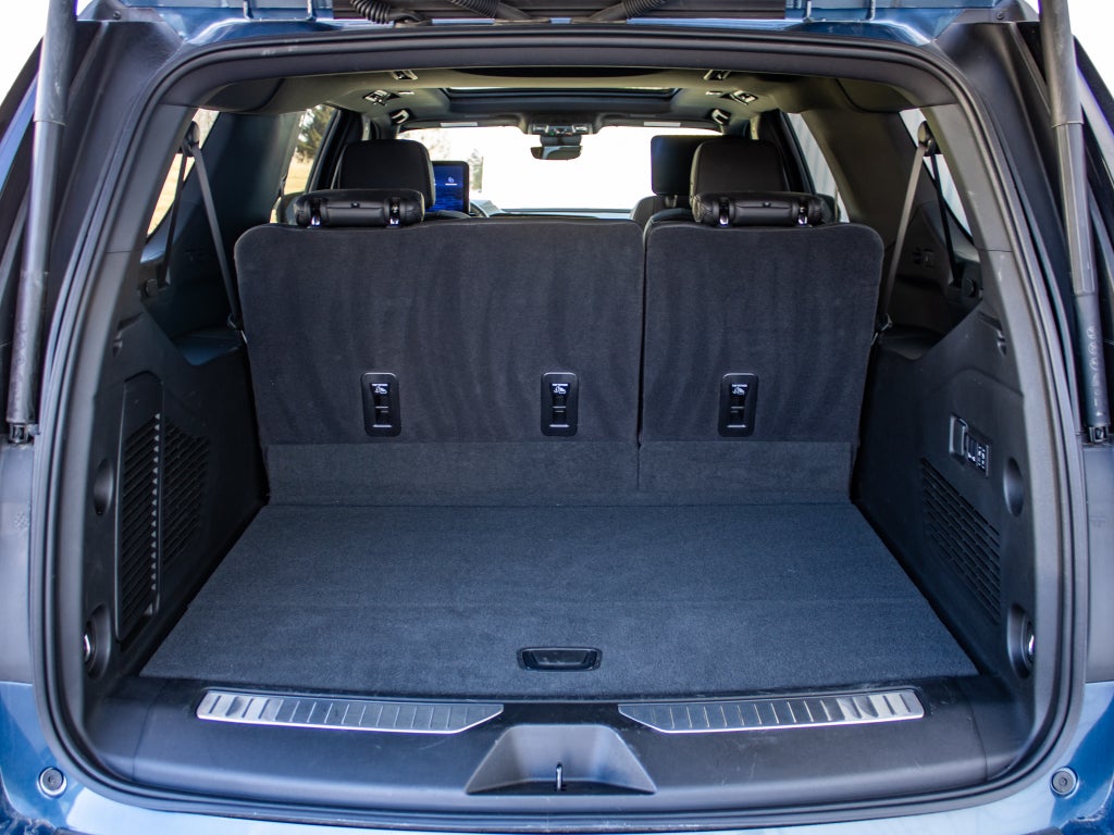 2025 Chevrolet Suburban High Country