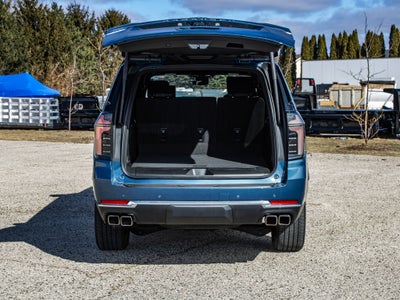 2025 Chevrolet Suburban High Country