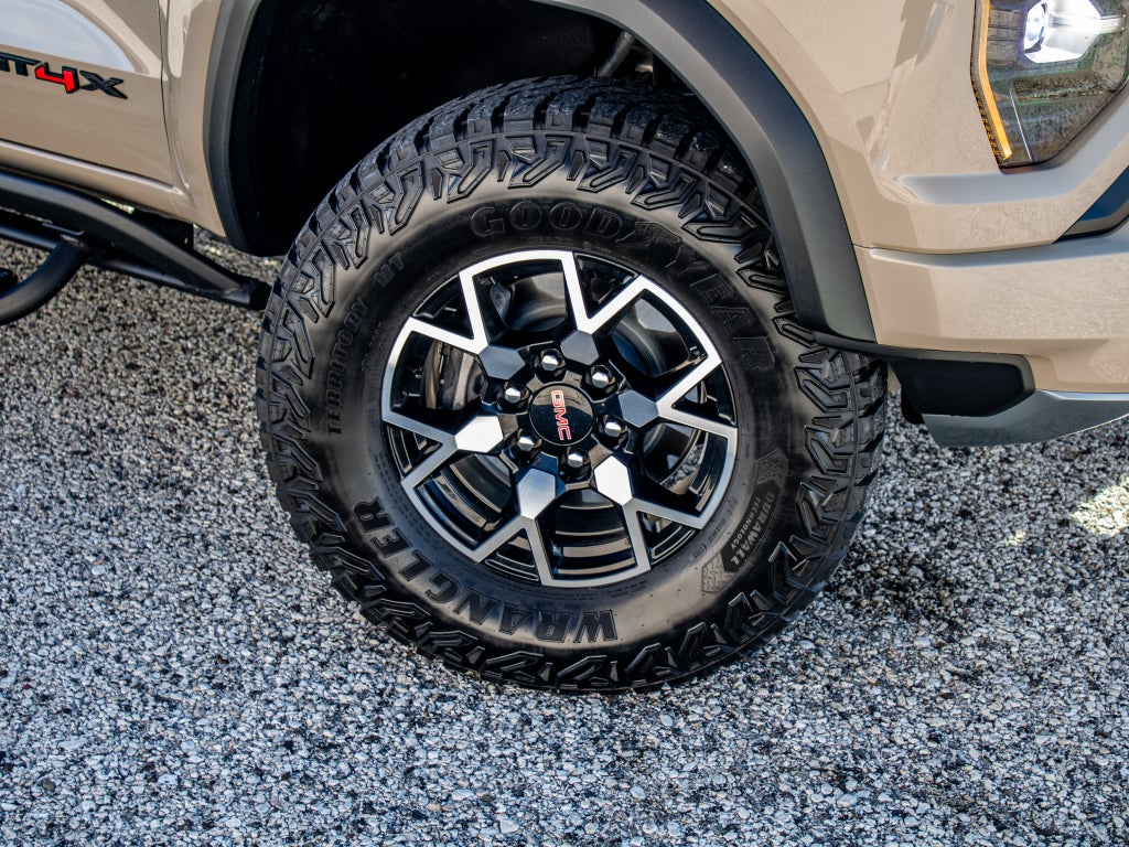 2024 GMC Canyon AT4X