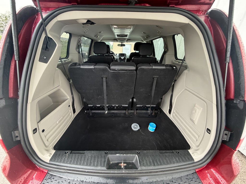 2012 Chrysler Town & Country Touring-L