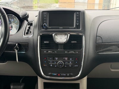2012 Chrysler Town & Country Touring-L