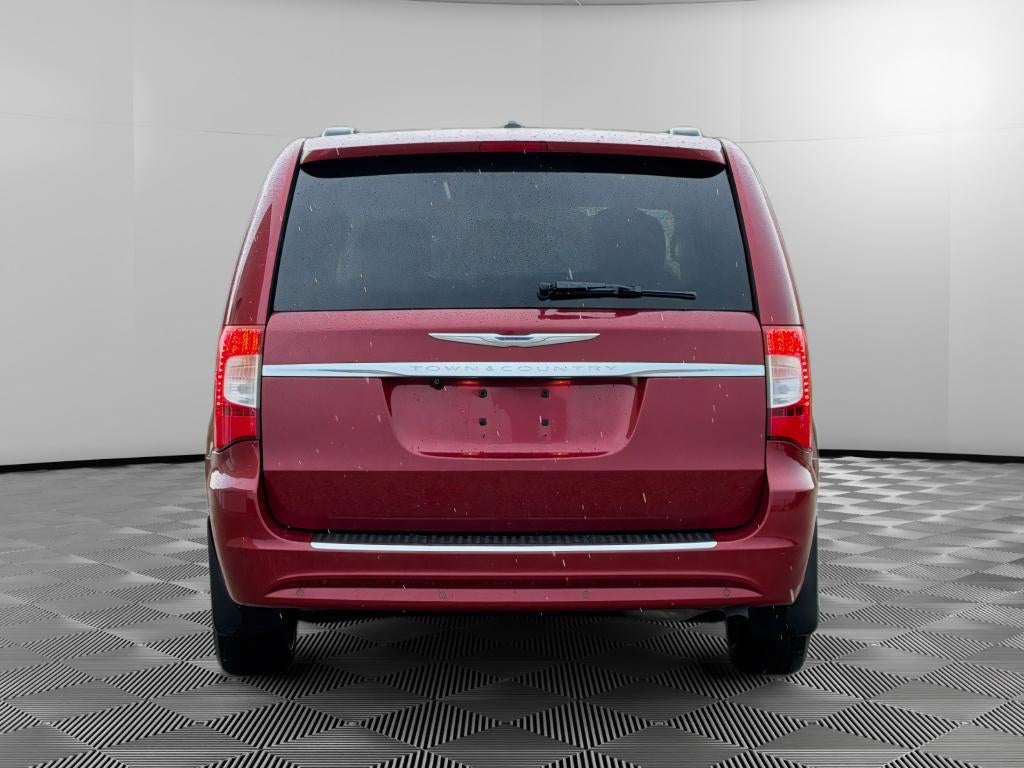 2012 Chrysler Town & Country Touring-L
