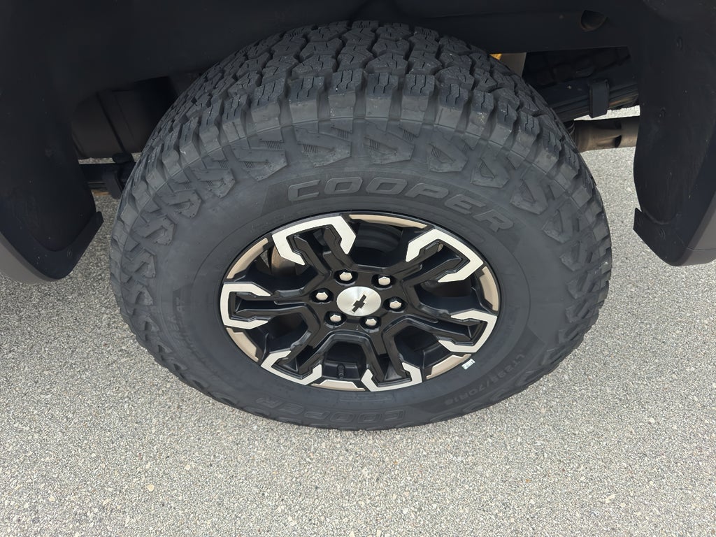 2024 Chevrolet Silverado 1500 ZR2