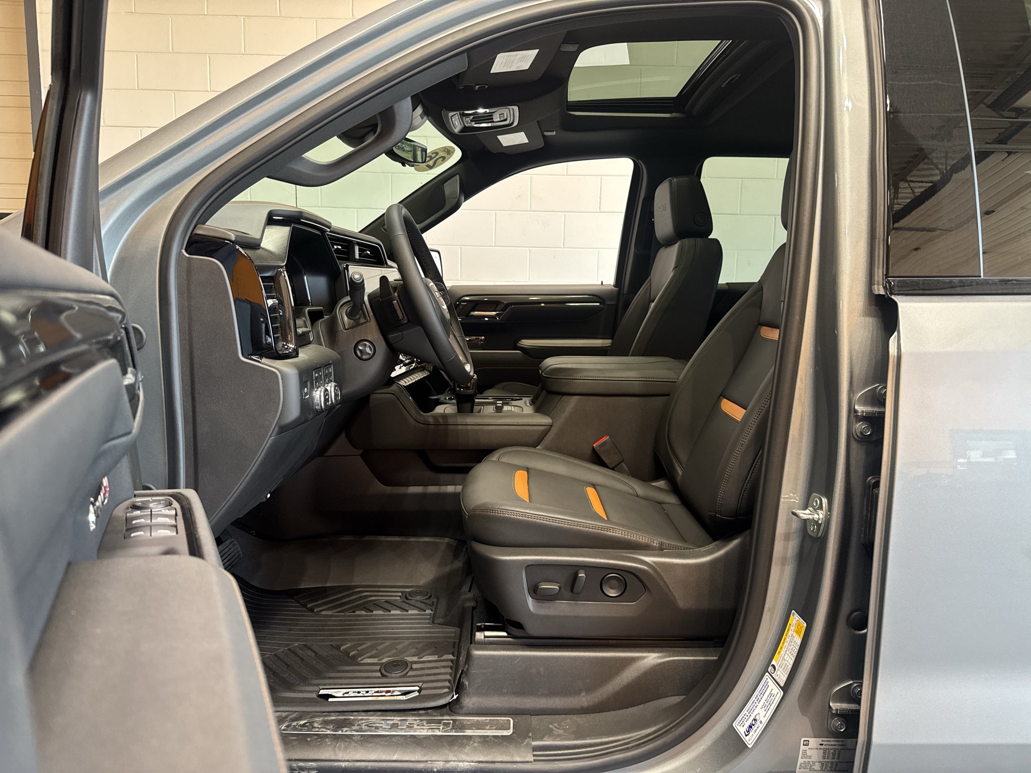 2026 GMC Sierra 1500 AT4 - Photo 18