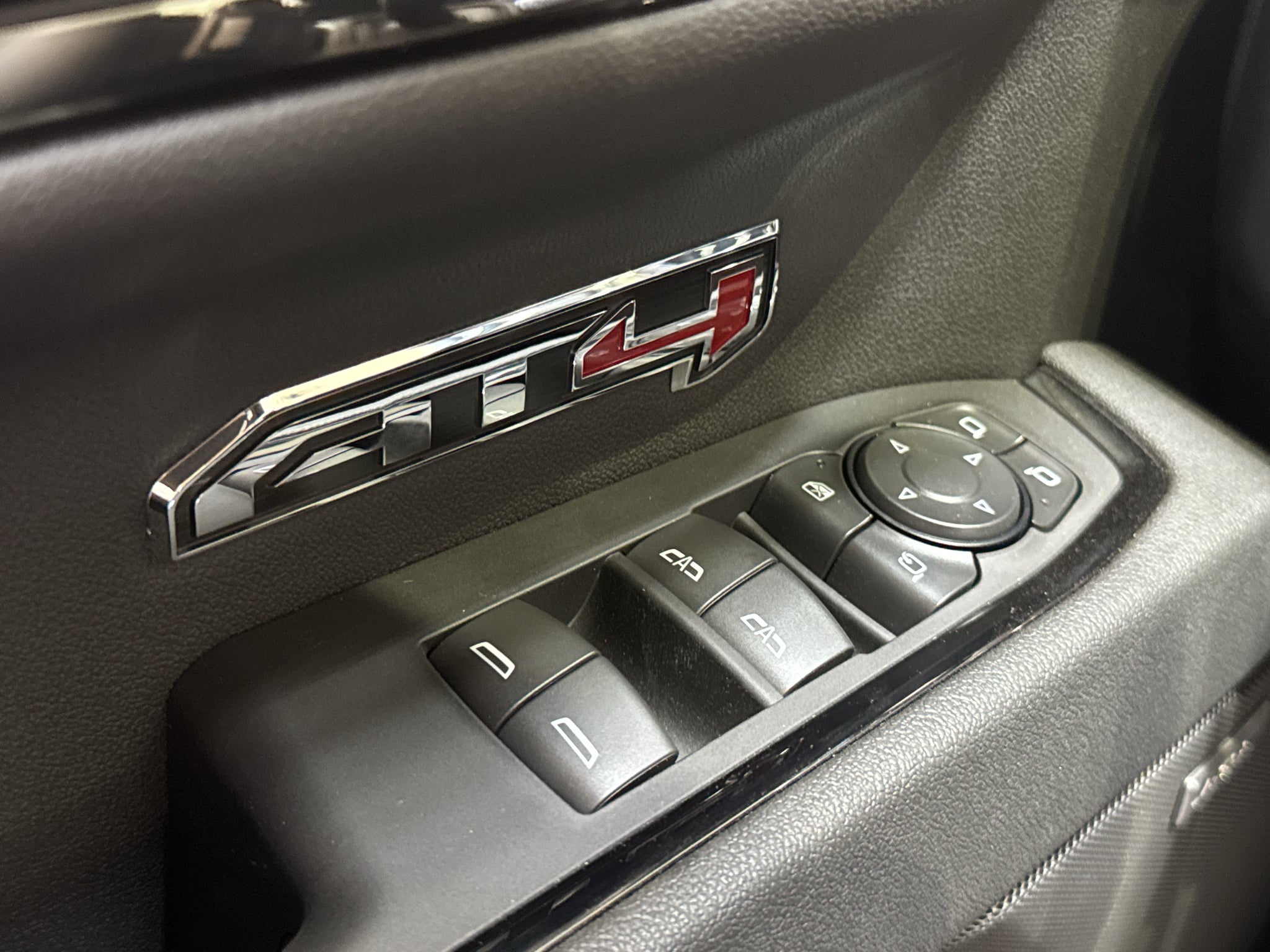 2026 GMC Sierra 1500 AT4 - Photo 40