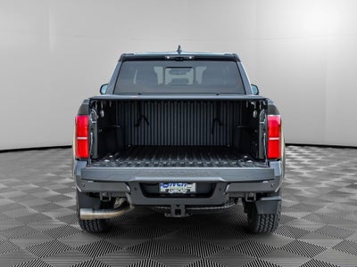 2024 Toyota Tacoma 4WD SR5