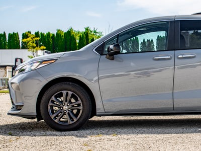 2024 Toyota Sienna XSE