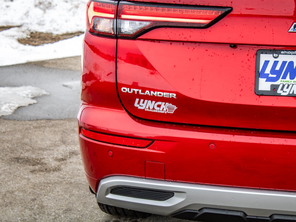 2024 Mitsubishi Outlander Plug-In Hybrid SEL