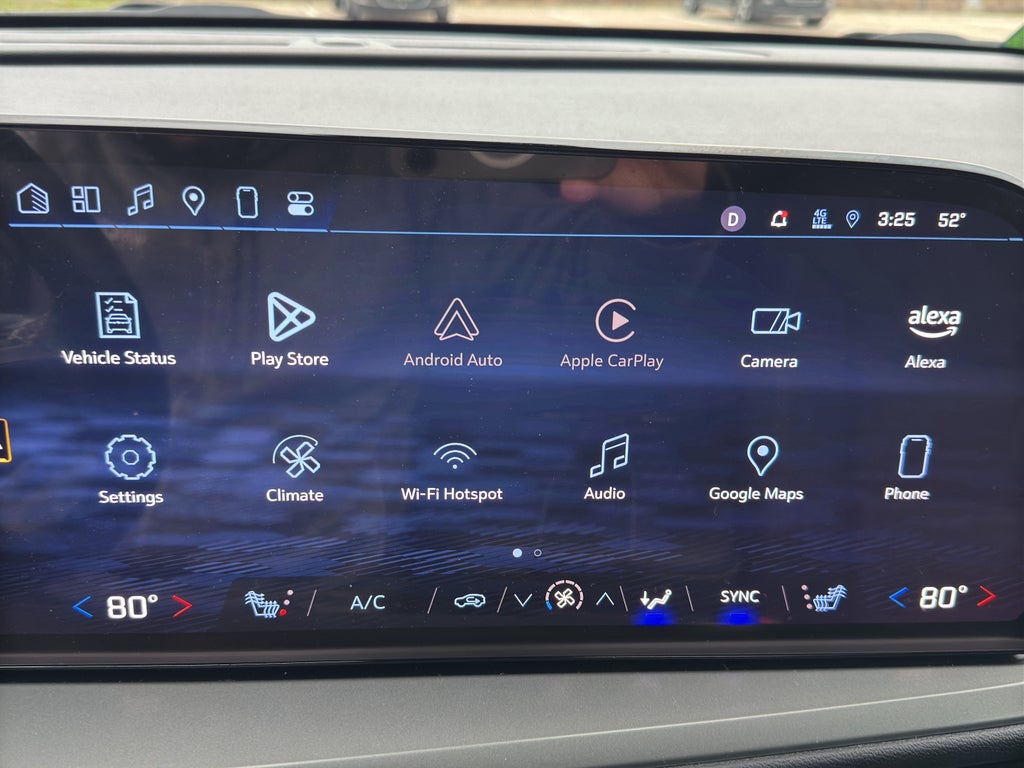 2024 Chevrolet Traverse LS