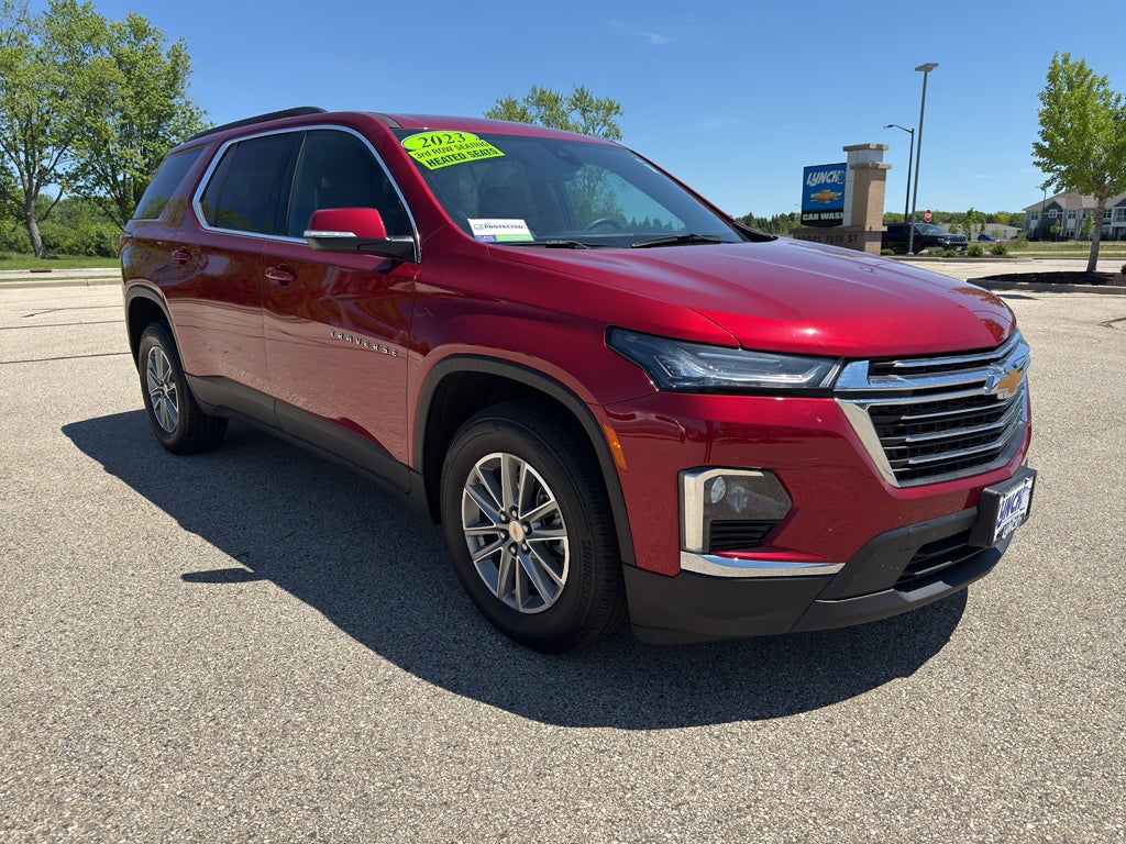 2023 Chevrolet Traverse LT Cloth