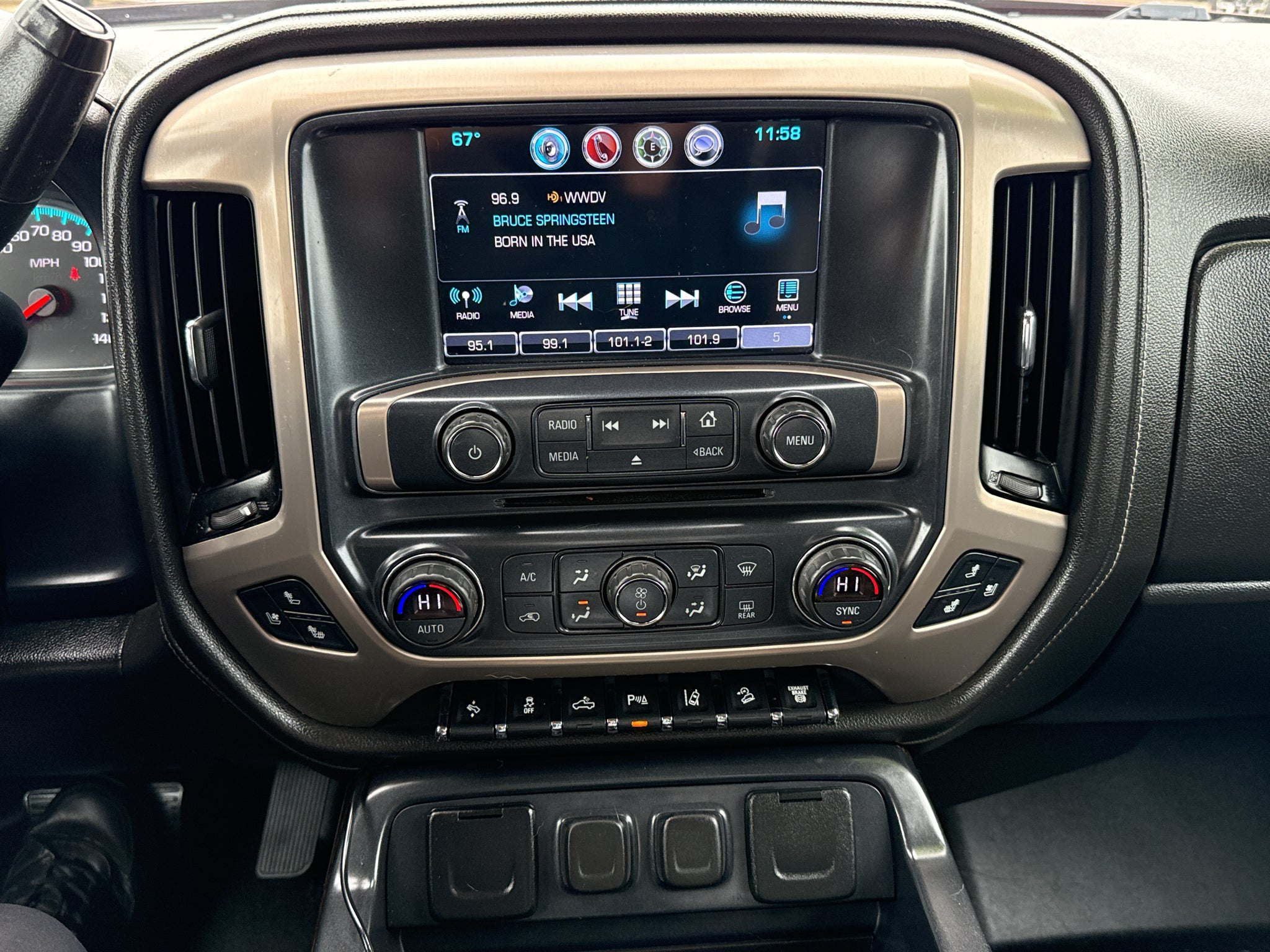 2017 GMC Sierra 3500 HD Denali