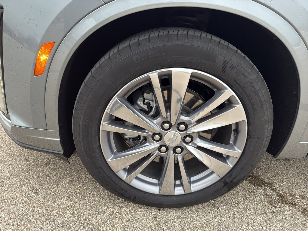 2025 Cadillac XT6 Premium Luxury