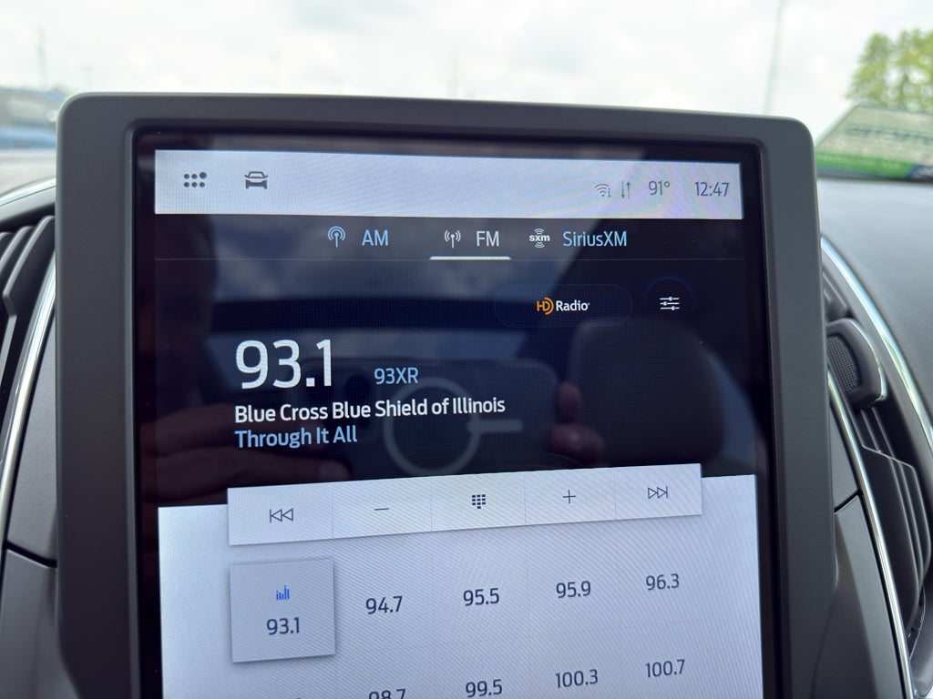 2023 Ford Edge Titanium
