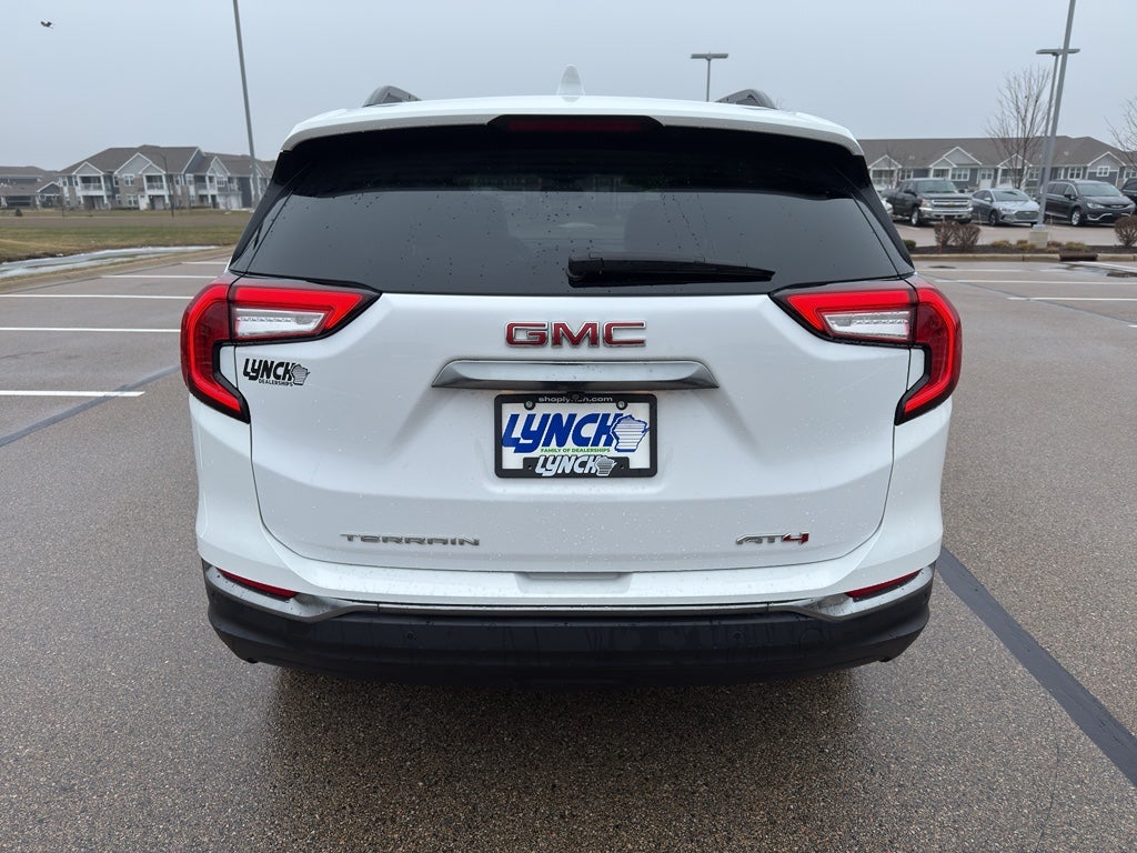 2023 GMC Terrain AT4