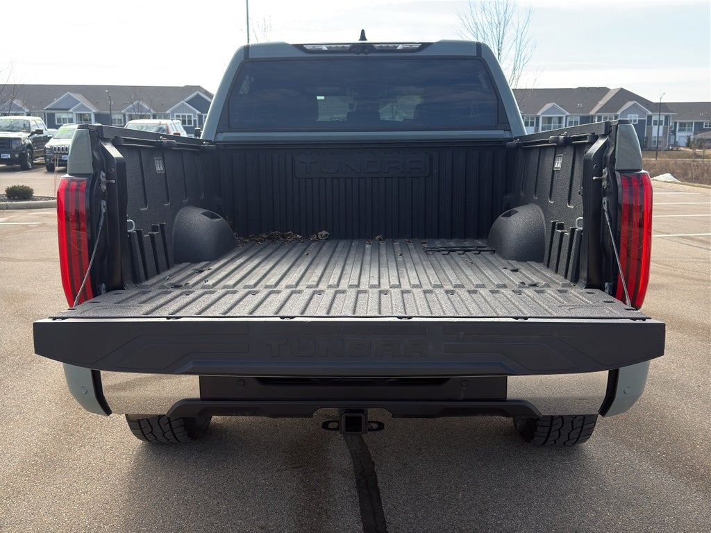 2023 Toyota Tundra 4WD SR5