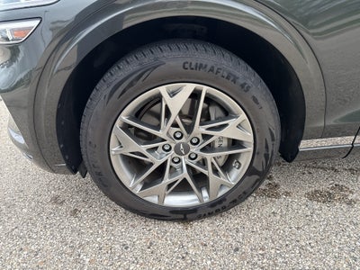 2025 Genesis GV70 2.5T