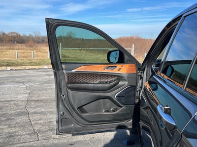 2022 Jeep Grand Cherokee Summit Reserve