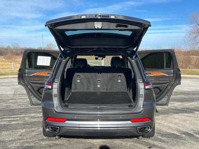 2022 Jeep Grand Cherokee Summit Reserve