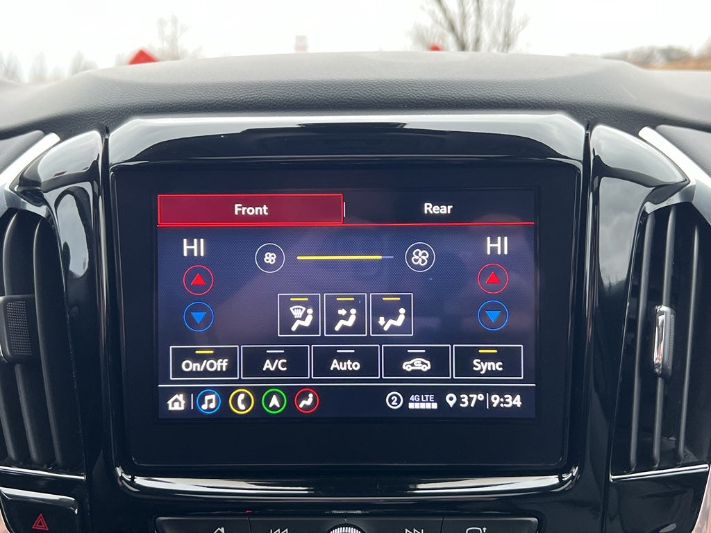 2021 Chevrolet Traverse Premier