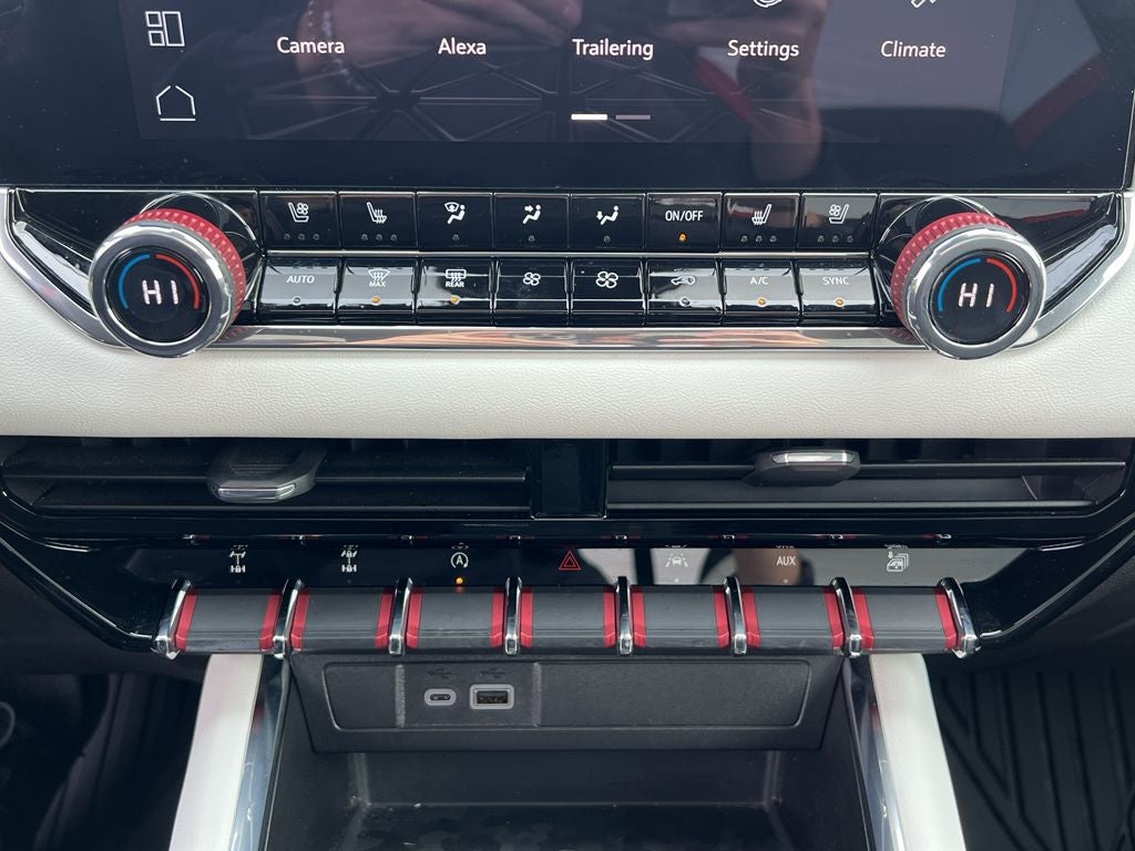 2023 GMC Canyon AT4X